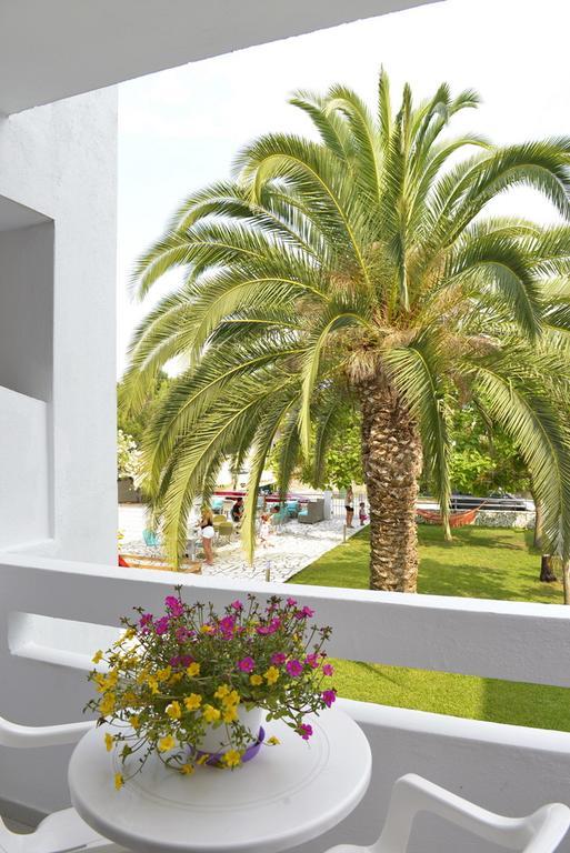 Hotel Proteas Órmos Prínou エクステリア 写真